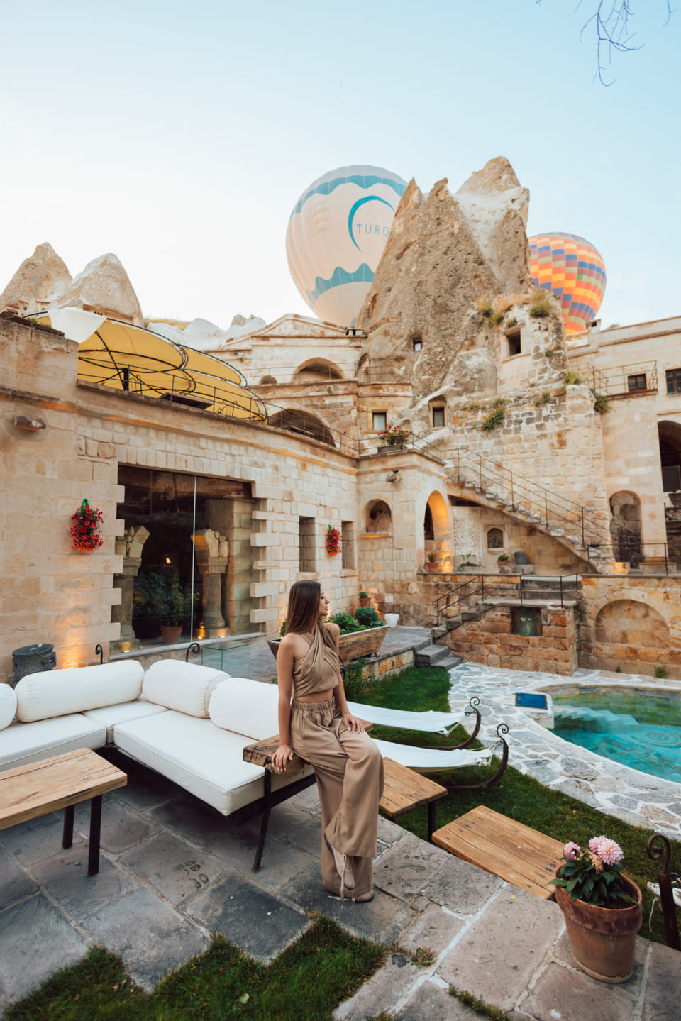 The terrace lounge above the pool, balloons overhead